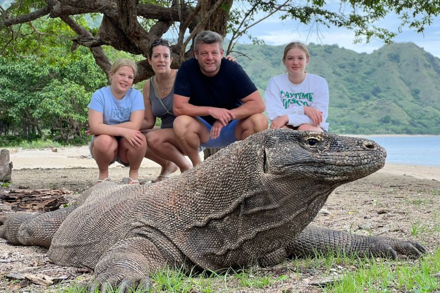 Komodo-Shared-Tour-2D1N