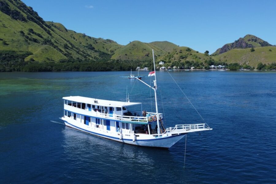 Komodo Tour 2D1N